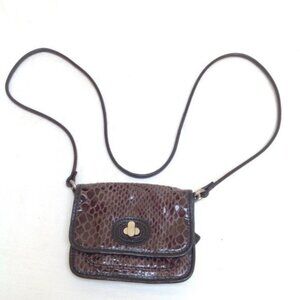 Fossil Mini Leather Crossbody Bag Twist Lock Pockets Lightweight Neutral Light